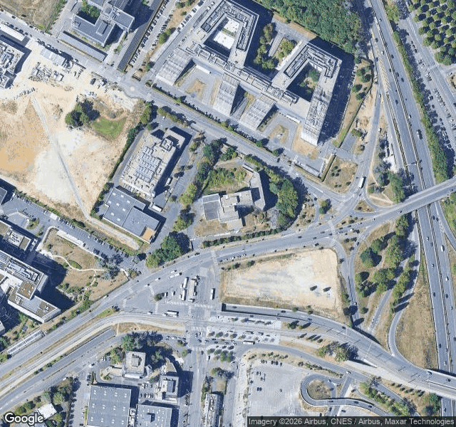 Pole scientifique — lieu abandonné à 