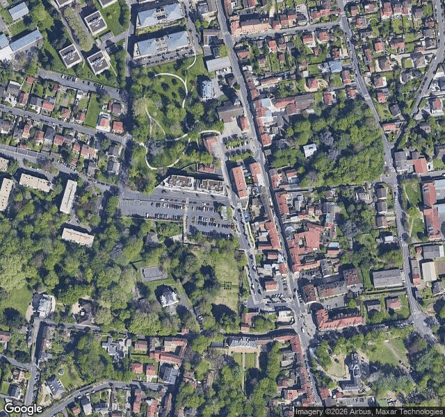 Maison Paul Eluard — lieu abandonné à 