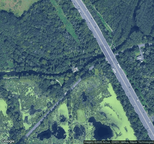 Bâtiment Le Moulin — lieu abandonné à 