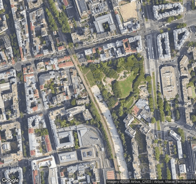 Entrée Petite Ceinture 2 — lieu abandonné à 